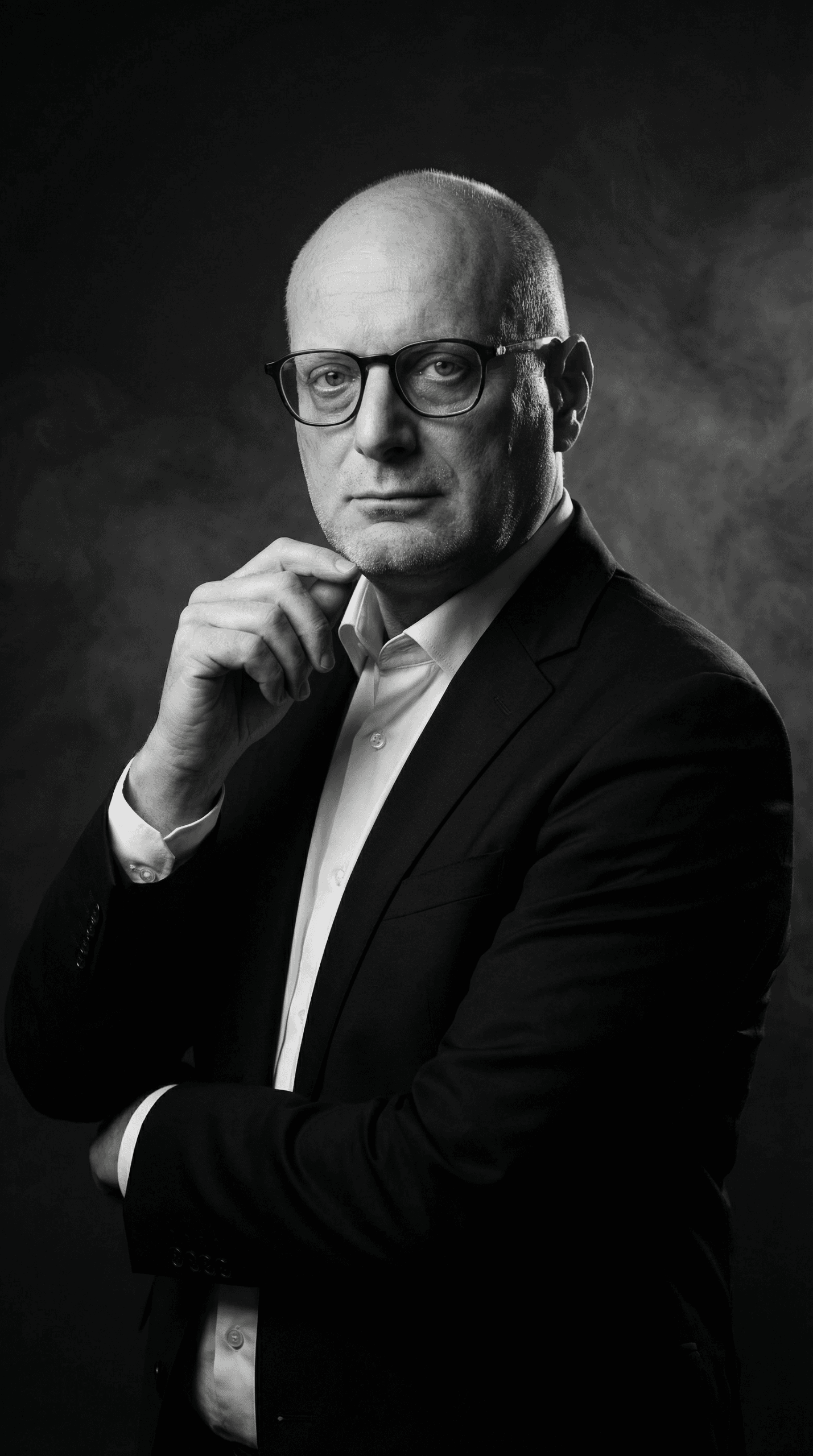 Dr. Pasquale Comentale
